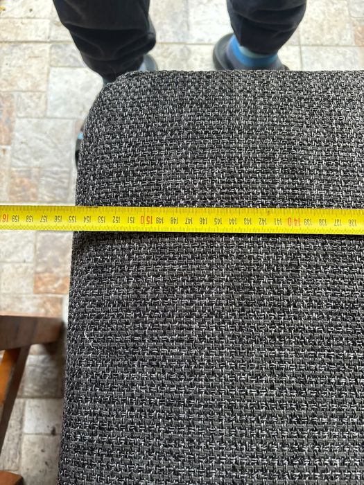 Canapea extensibilă minimalistă (fără brațe), gri închis – Stare excelentă