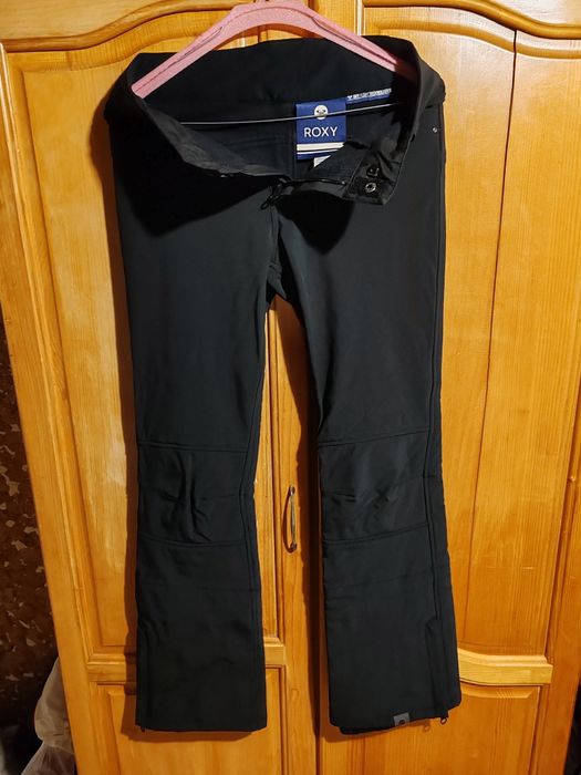 Маркова ски  екипировка.Нова,красива стилна.