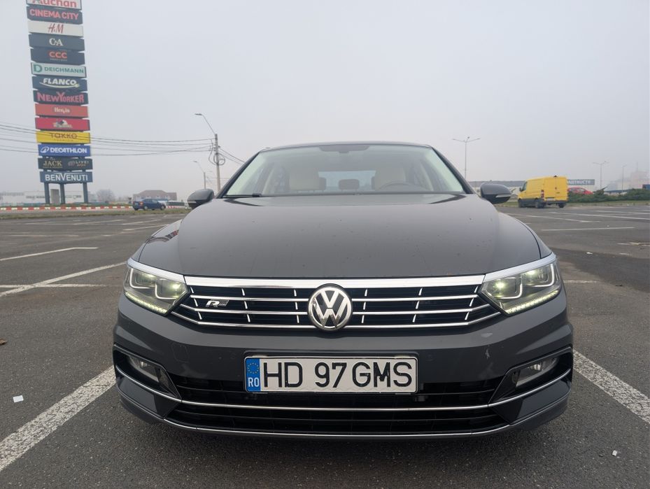 Volkswagen Passat B8 – R-Line Exterior – Piele Vienna – Virtual Cockpi