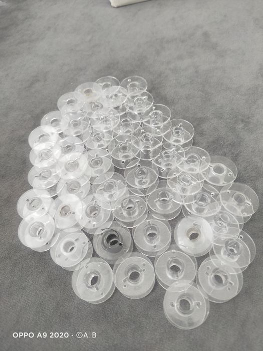 Продам шпульки для бытовых машинок