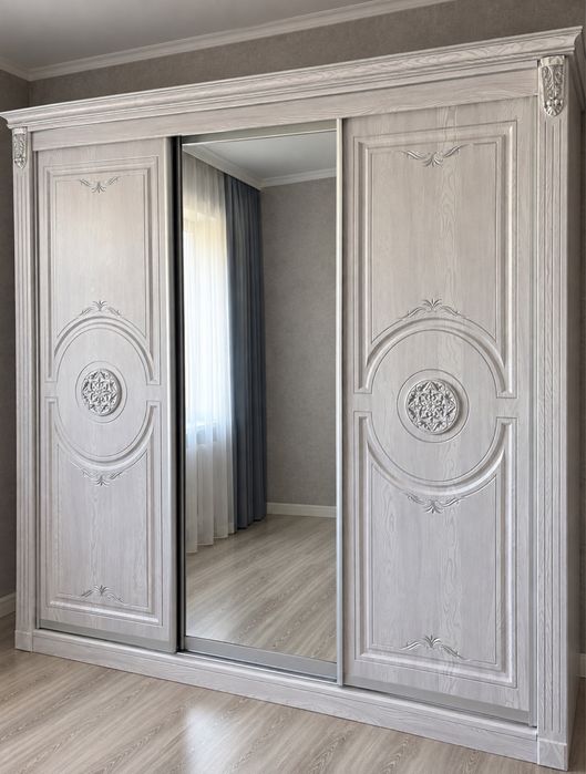 СРОЧНО Шкаф купе 3 двери Классика 150.000