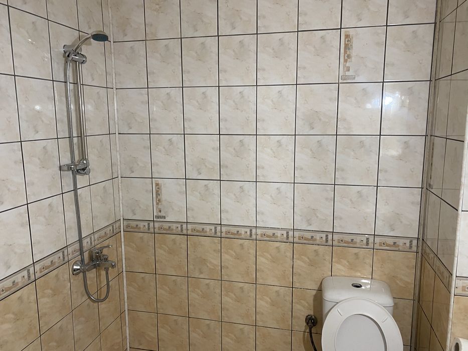 Дава се под наем Тристаен апартамент в Свищов - 65 кв.м за 331.5 € - Снимка #1