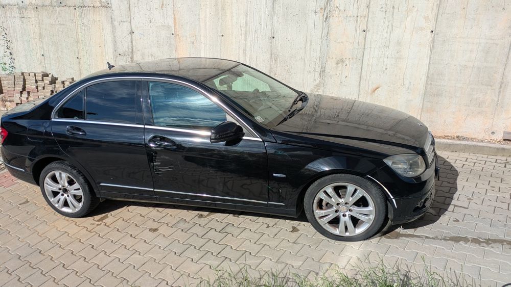 MERCEDES-BENZ E-Class 2011 — imagine 4
