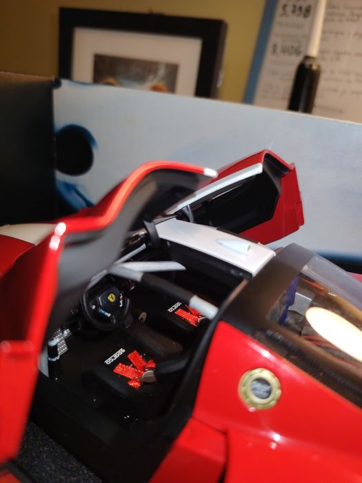 Ferrari FXX 1:18  Hot Wheels Elite