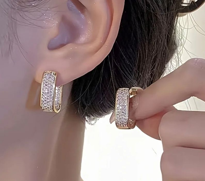 Cercei damă cu placare aurie două perechi diferite