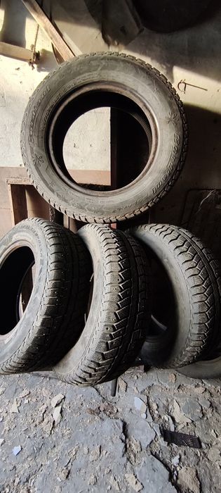 Резина б/у. 4шт.