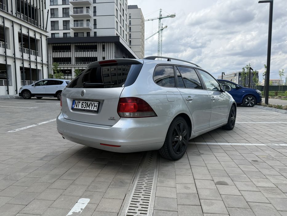 VOLKSWAGEN Golf 2011 — imagine 3