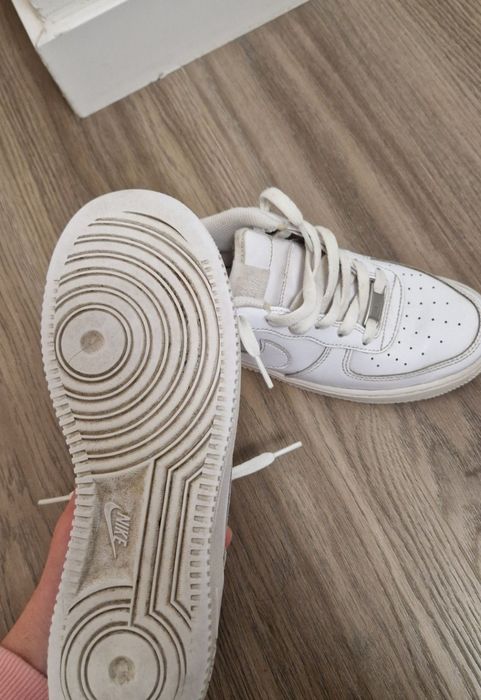 Adidasi Air Force 1 low
