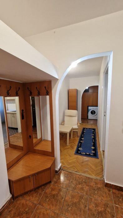 Inchiriez apartament doua camere