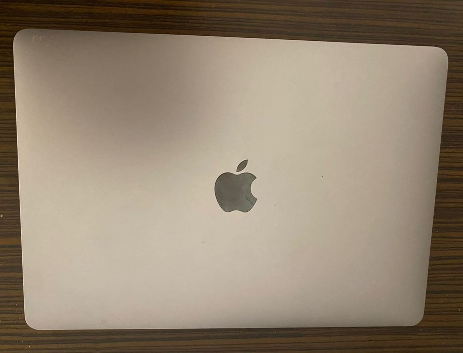 MacBook air 13, functioneaza perfect