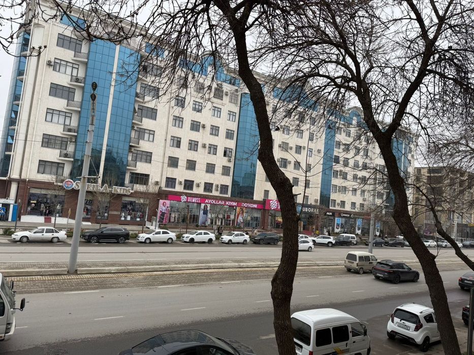 Продается квартира,Вокзал саодат центр. 2 etazh. Uy sotiladi