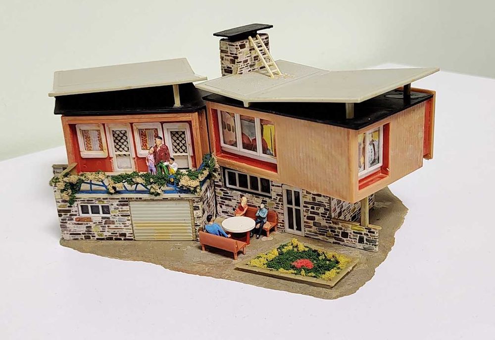 macheta casa Faller B-271 ( Villa im Tessin ) pentru diorama H0 1:87 CFR