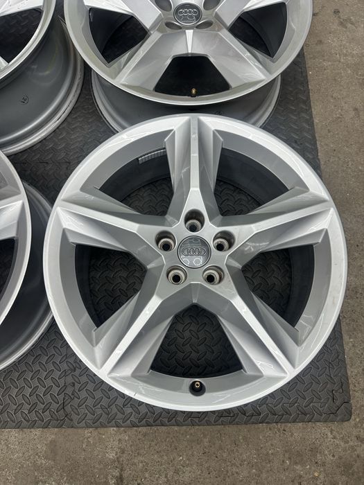 19-цола 5х112 - Audi - A4-A5-A6-A7-A8-Q5-Q7