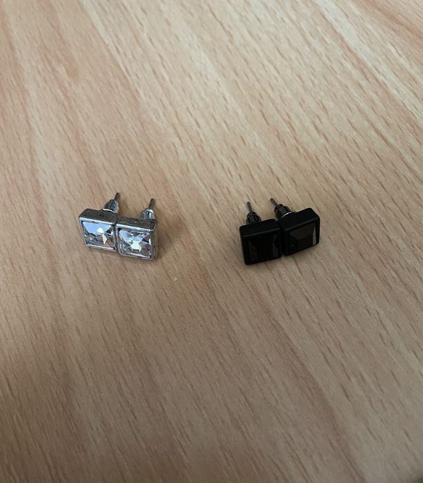 Vând cercei -Zirconiu