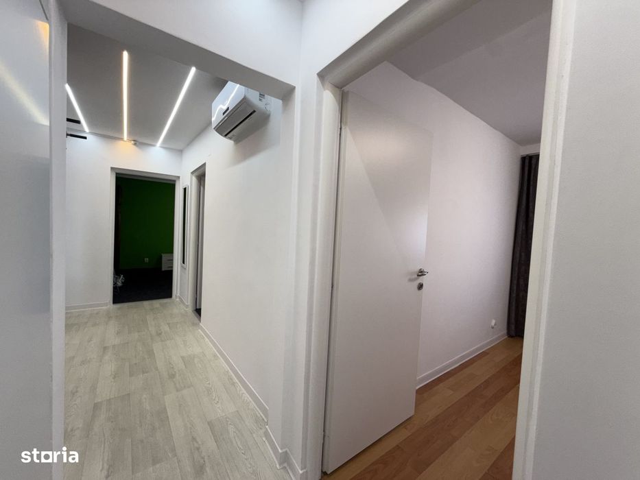 Apartament 3 camere, decomandat, renovat recent, Aradul Nou