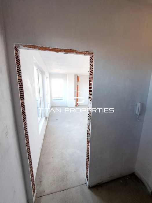 Продава се Едностаен апартамент в Пловдив, Южен - 88 кв.м за 626 €/кв.м - Снимка #3