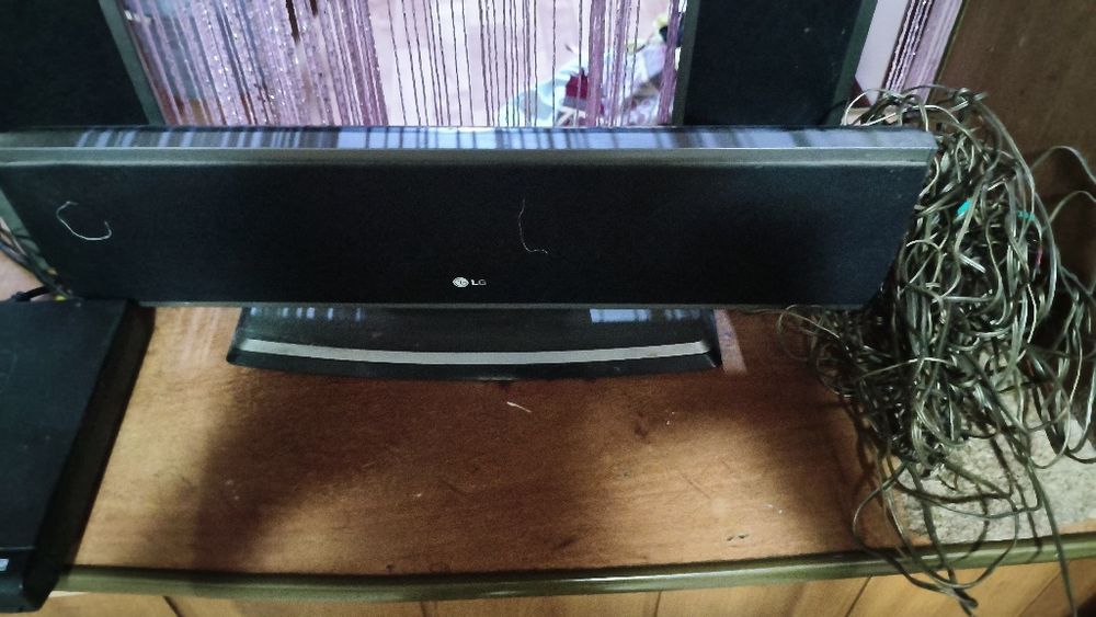 Колонки от домашнего кинотеатра