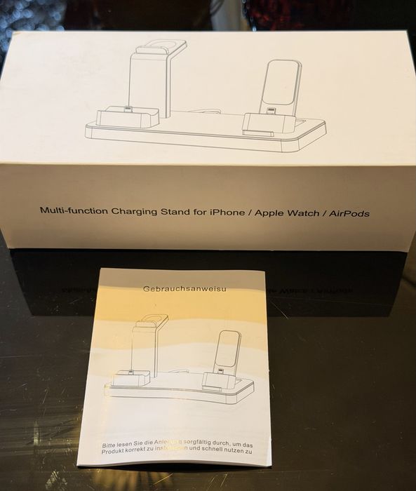 Stand/dock YFW incarcare gama Apple