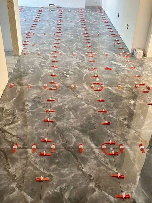 Laminat va kafel terish xizmati. Kafel faqat polga