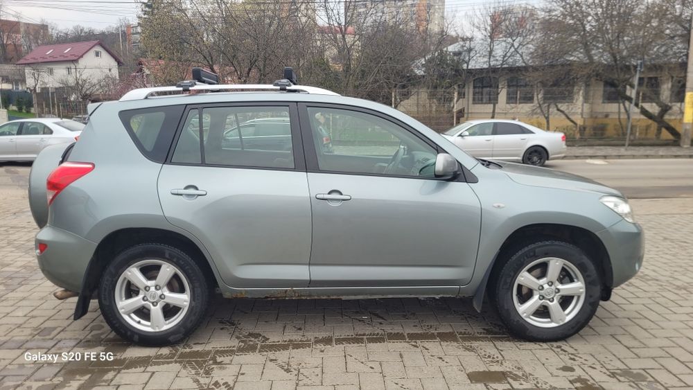 Toyota RAV 4 XA3
