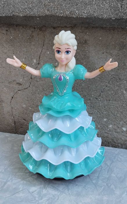 Кукла Елза от Замръзналото кралство