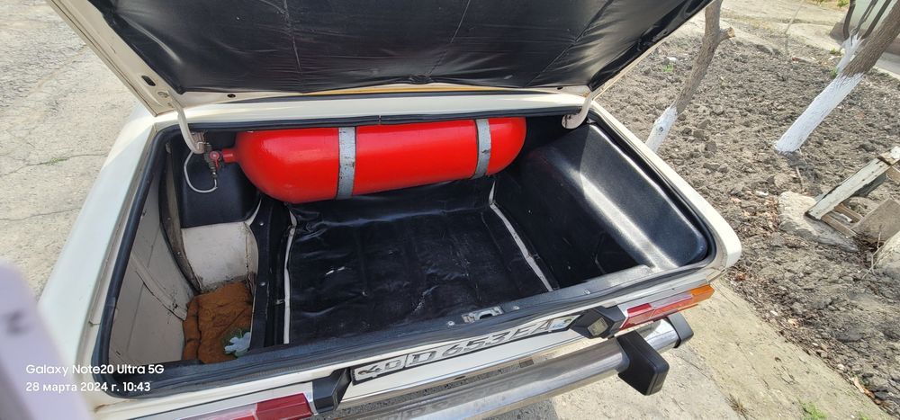 Jiguli 2106 sotiladi