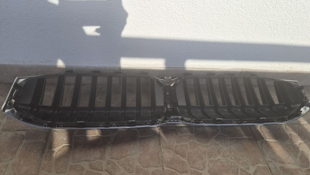 Grila frontala BMW G20