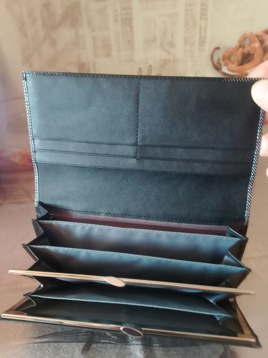 Продам новый кошелек