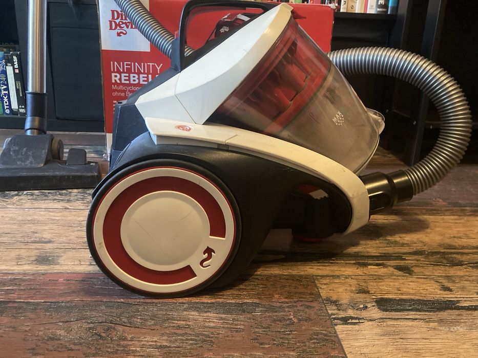 Aspirator fara sac Dirt Devil Infinity Rebel 54