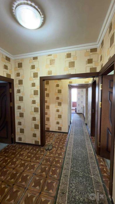 Срочно продается 4 комнатная квартира на Академ городок М.Улугбек р-н