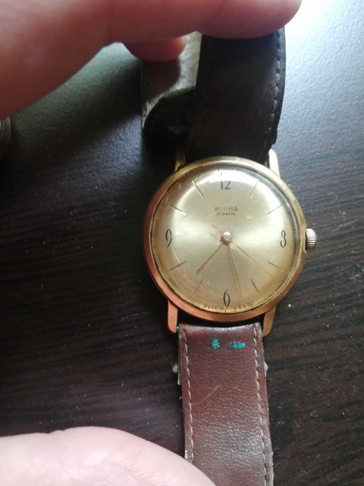 ръчен часовник WOSTOK VOSTOK