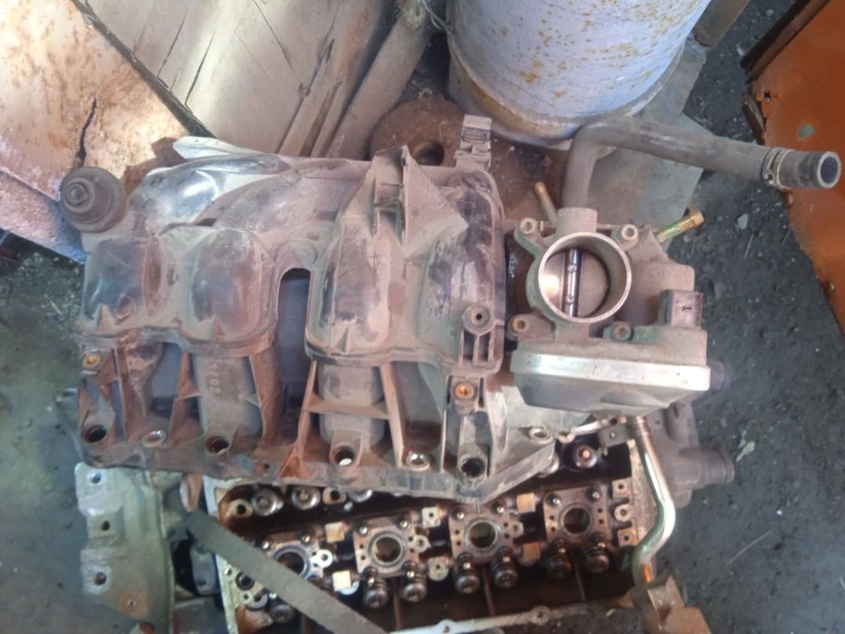 Коллектор впускной