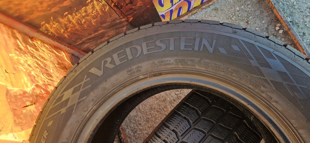 2 Anvelope Vredestein 215 65 R16C M+S . Dot 2020