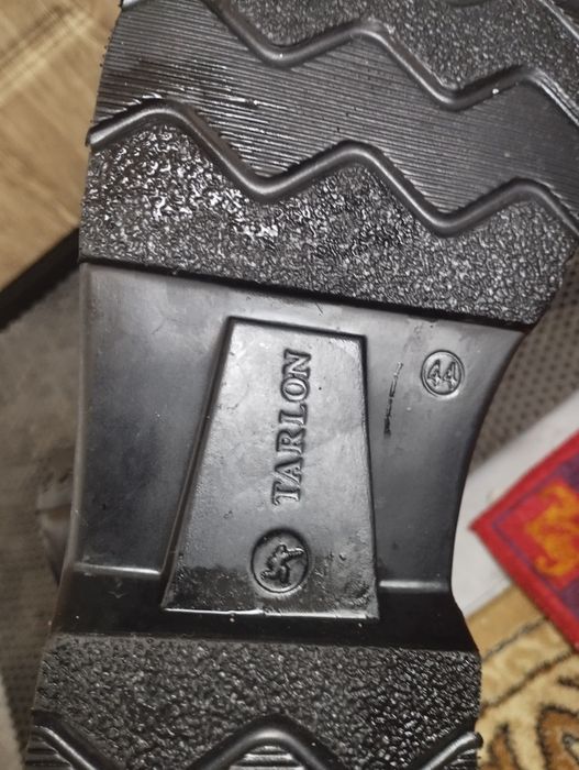 Зимние берцы продам