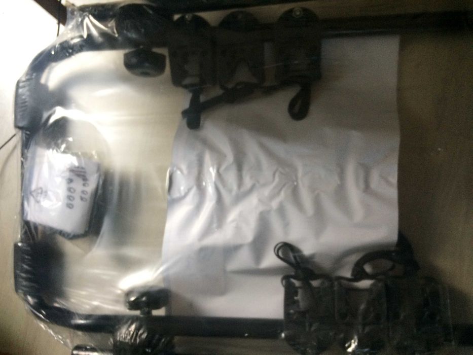 Чисто нов багажник за велосипеди,метален.