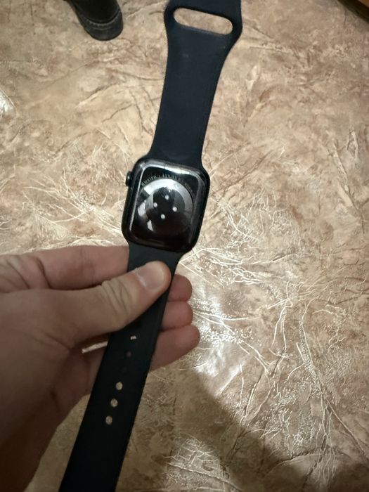 Apple Watch 8, 45 mm
