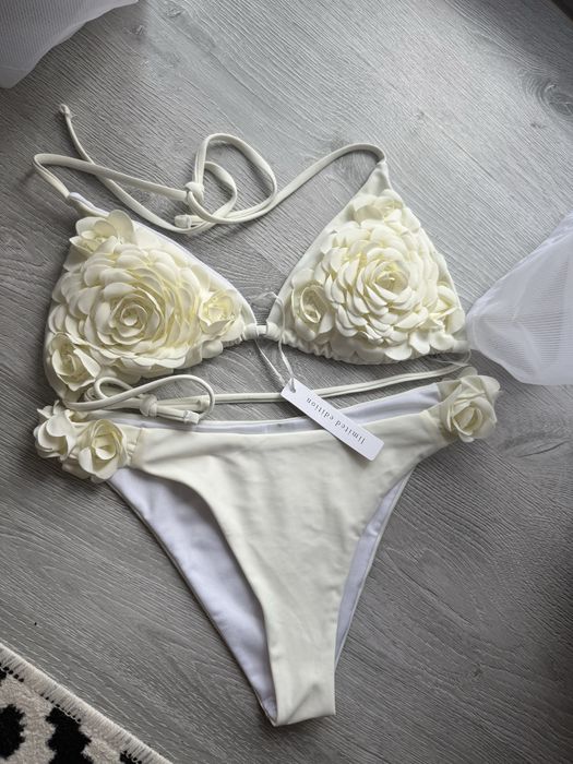 Costum baie Asos Editie limitata+ cadou Zara