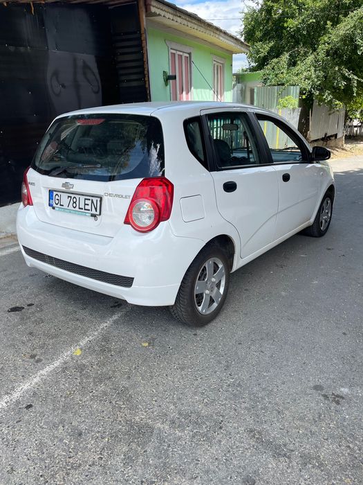 Masina Chevrolet Aveo 2010 1.4 benzina