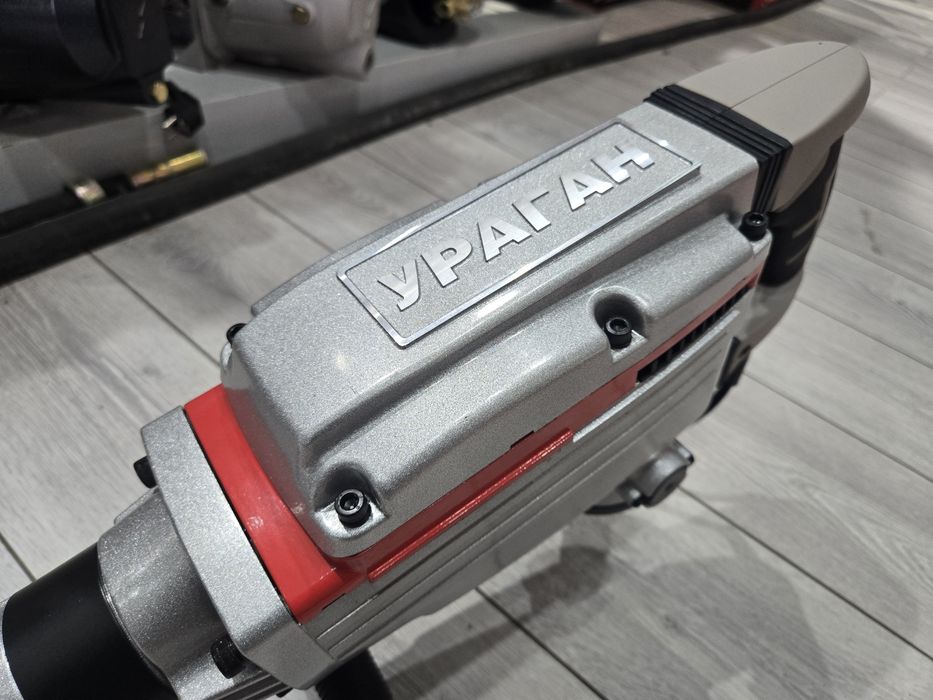 Отбойник. Перфоратор.  Отбойный молоток.