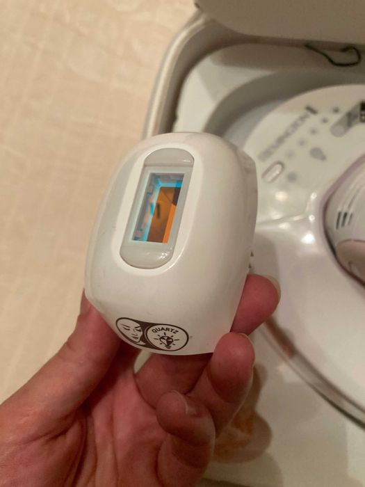 Epilator cu lumina intens pulsata Remington i-Light Prestige IPL6750