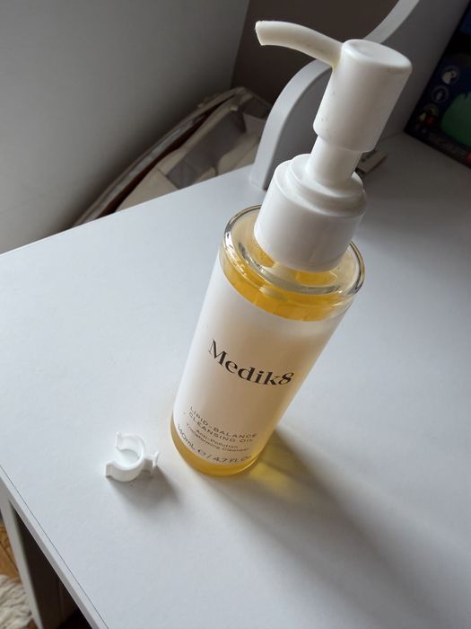 Medik8 Cleansing Oil - почистващо олио