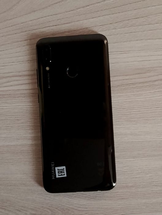 Смартфон Huawei P smart