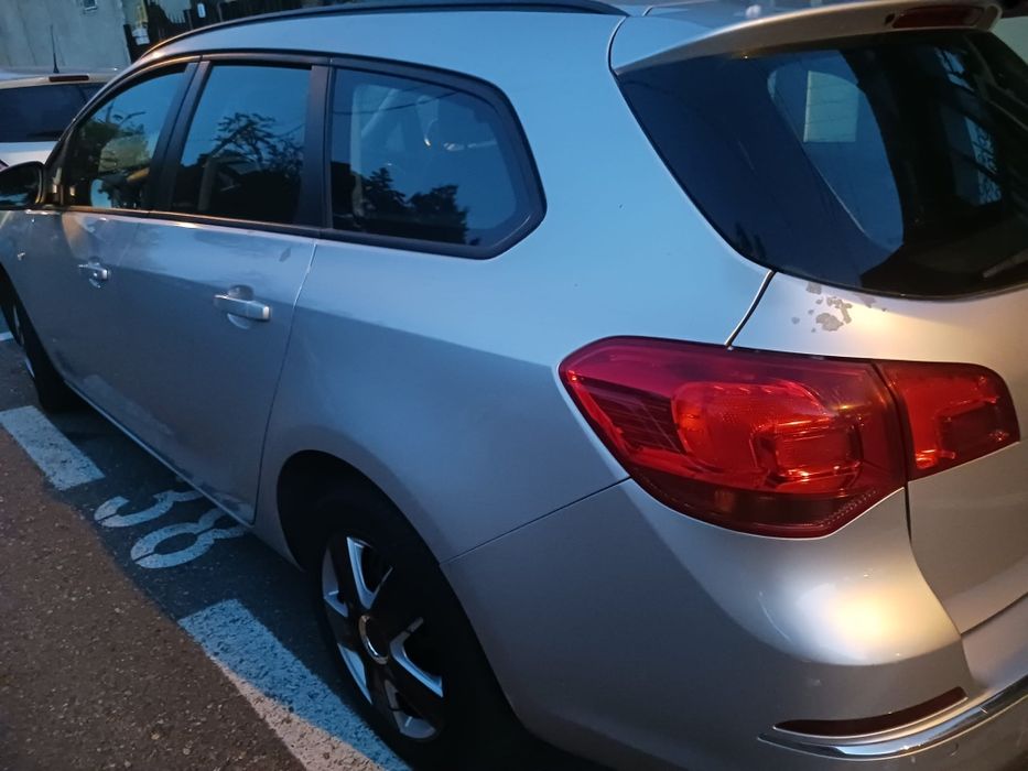 OPEL Astra 2013 — imagine 3