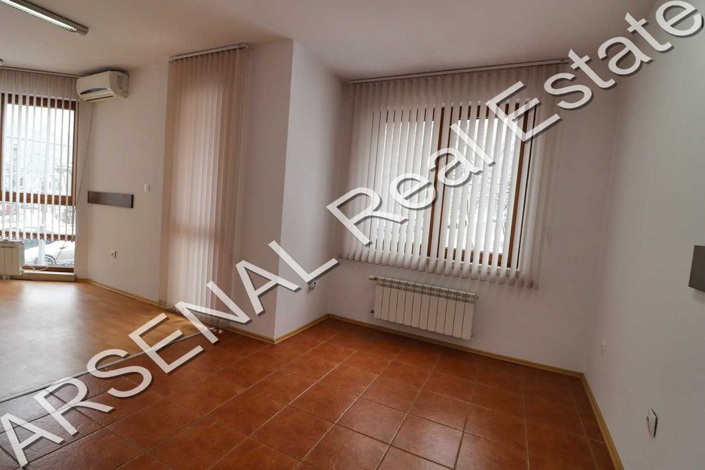 Дава се под наем Офис в София, Лозенец - 135 кв.м за 900 € - Снимка #4