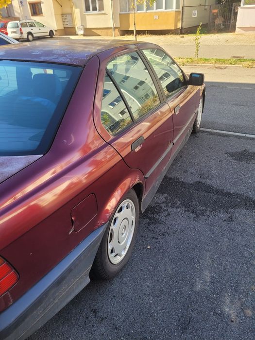 BMW 3 Series 1993 — imagine 2