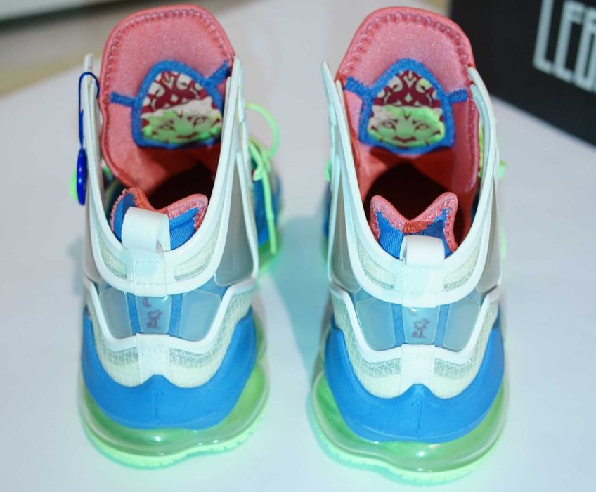 Nike LeBron 19 - 42.5 - pantofi baschet NOI originali - Air Max Zoom
