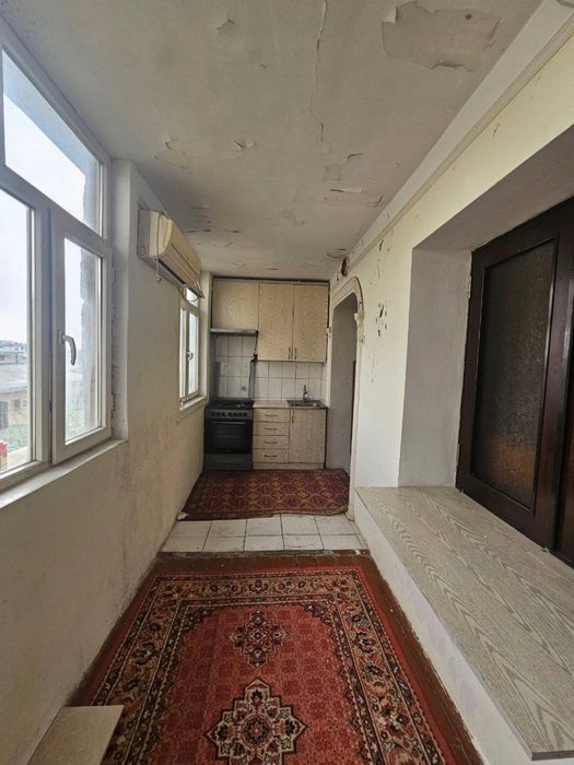 Продается квартира. 77я серия. 4й этаж. Вокзал.