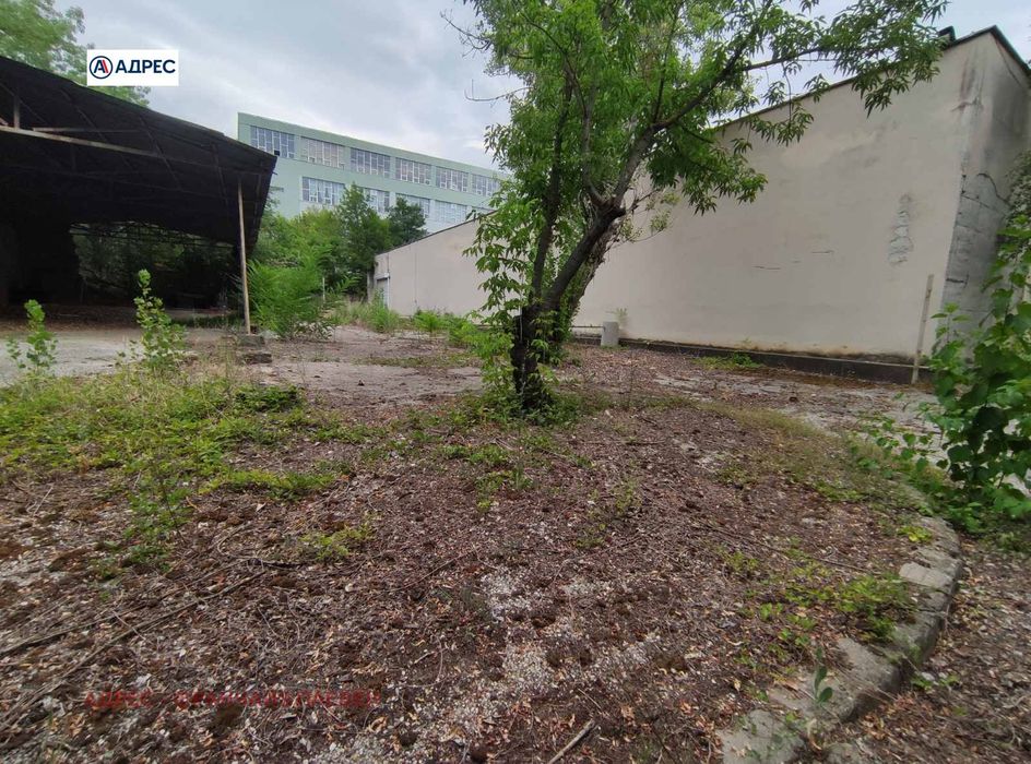 Продава се Склад в Плевен, Кайлъка - 6168 кв.м за 244 €/кв.м - Снимка #2