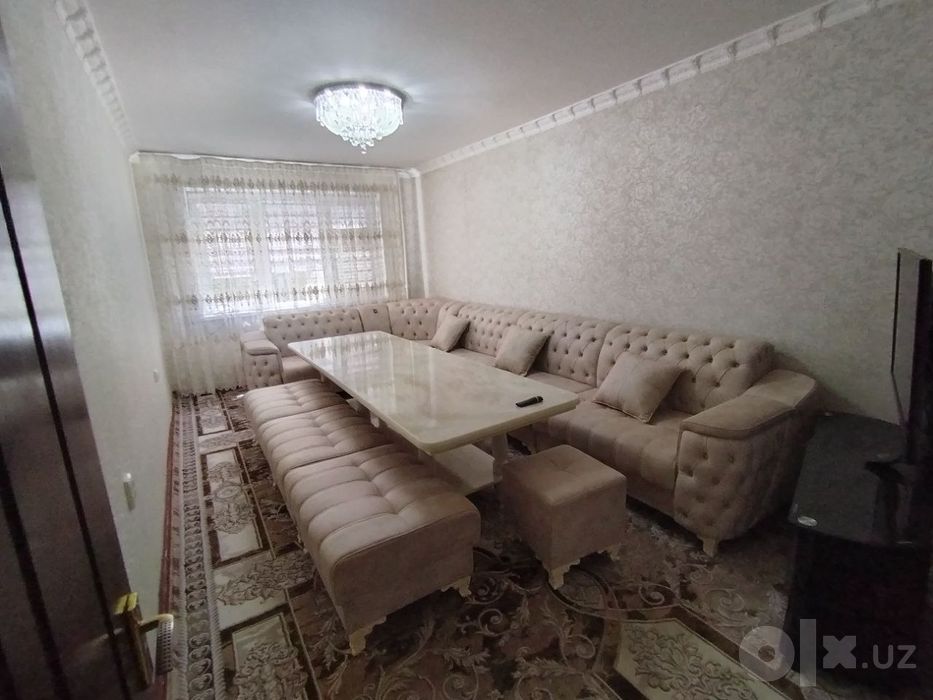 Мархабо. 3 хонали квартира сотилади.