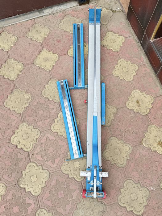 Плиткорез почти новый